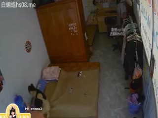 监控偷拍-服装店老板娘被调戏拖进房间强上内射