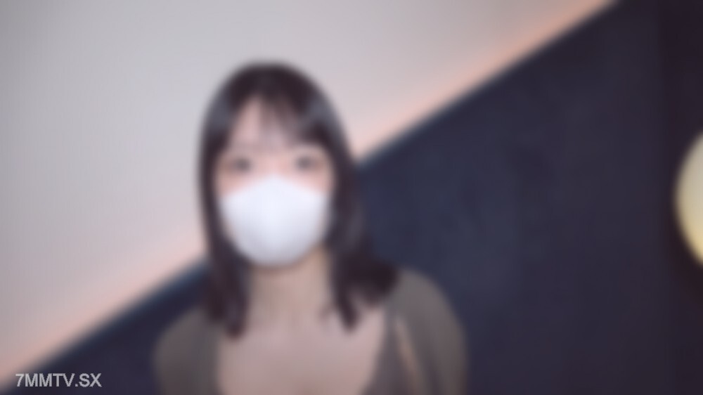 FC2-PPV-4743651 这必看！终于在24岁高中大学毕业，美少女考试完成了！一老一大三人长得一模一样，射精速度也很快，而且还是全场最美的女人！
